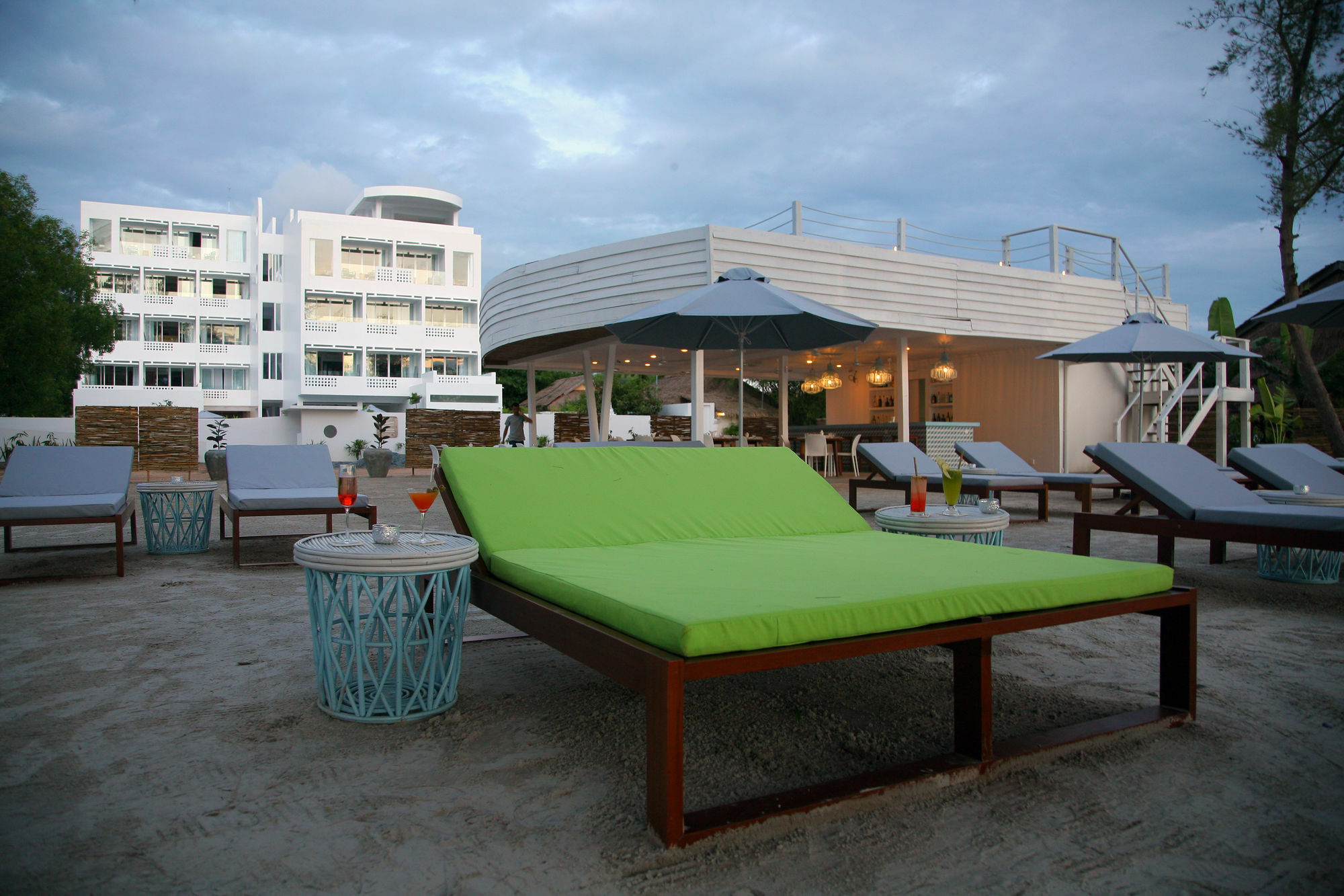 Naia Resort Sihanoukville Exterior foto