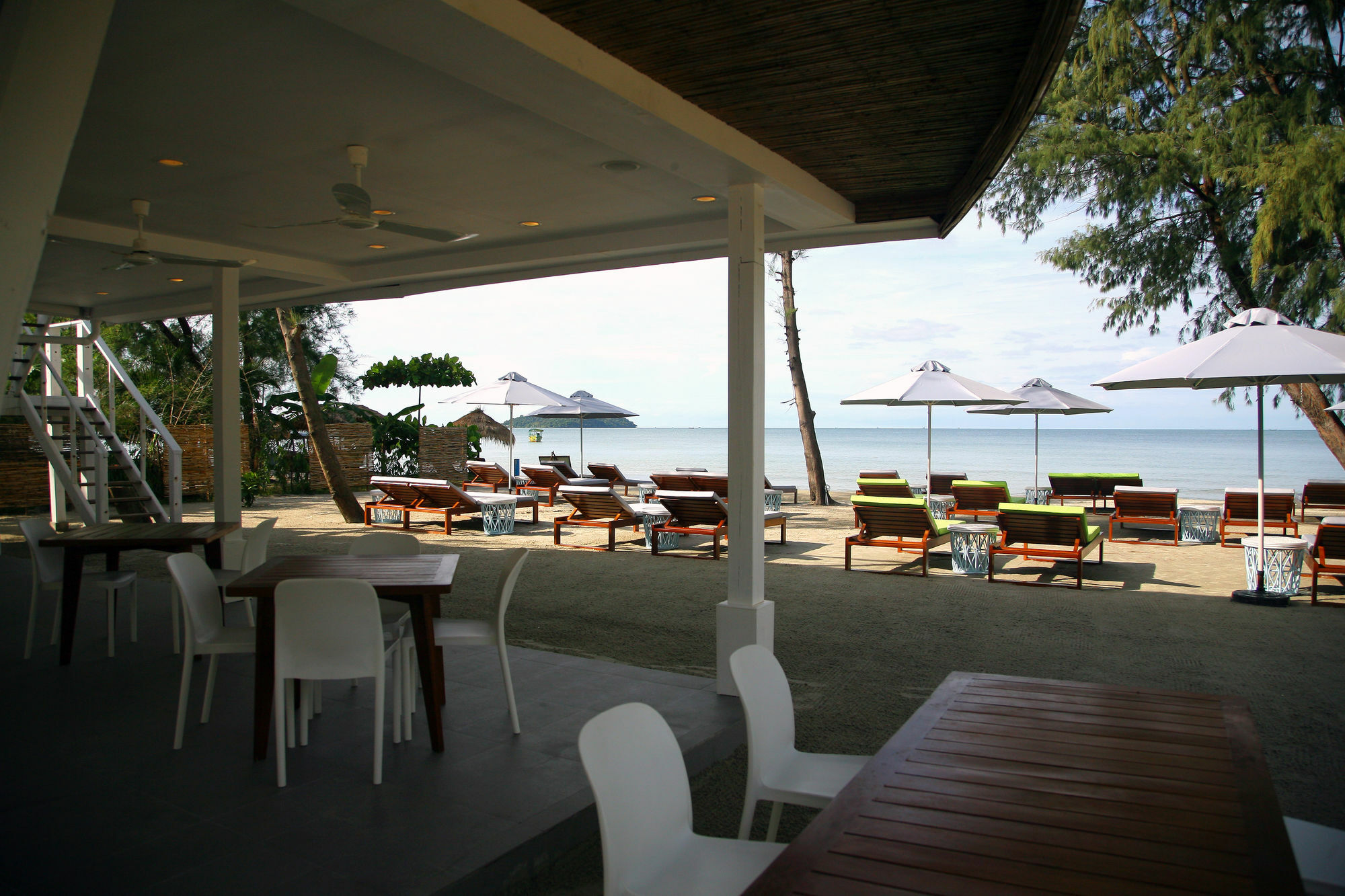 Naia Resort Sihanoukville Exterior foto